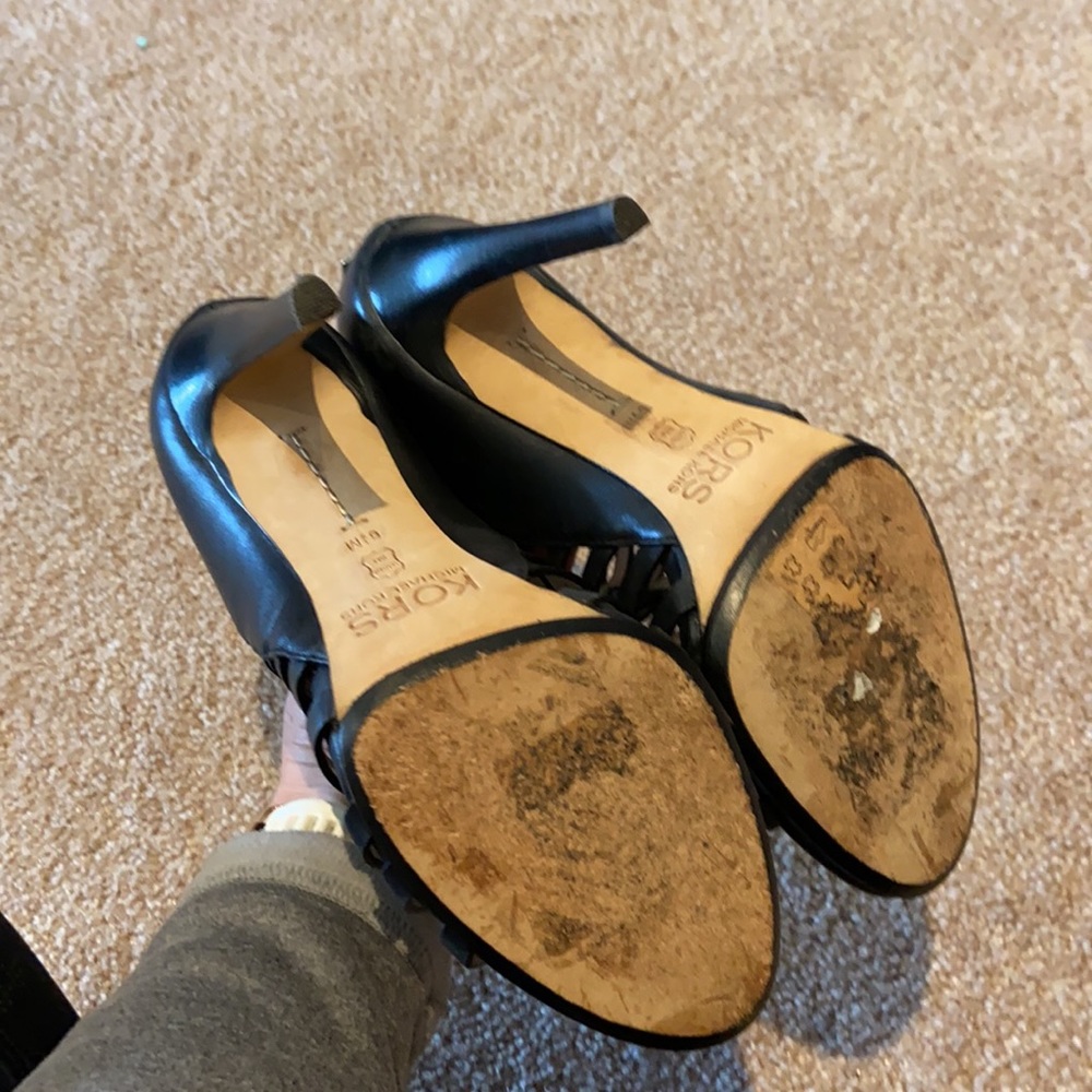 Shoes - Picture 2 of 3